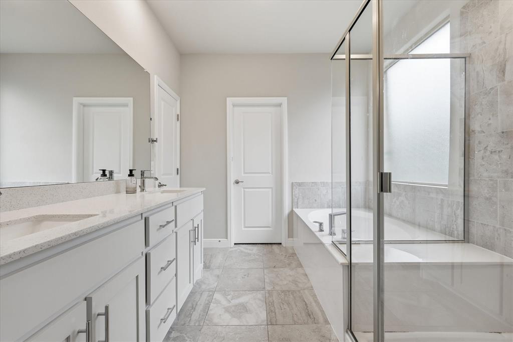 1617 Longspur Drive Property Photo 14
