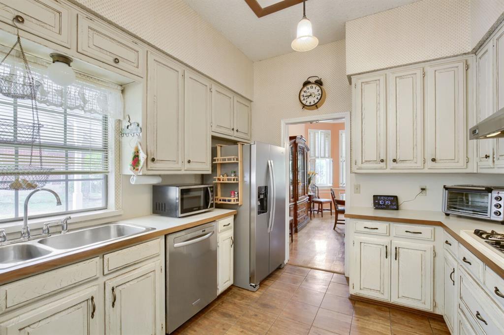 1538 Highland Road Property Photo 7