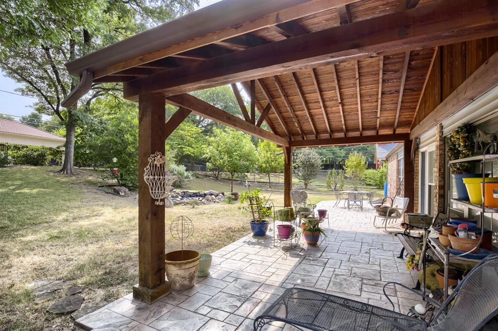 1538 Highland Road Property Photo 17