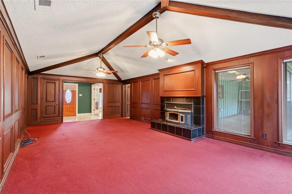 840 Meadowview Lane Property Photo 4