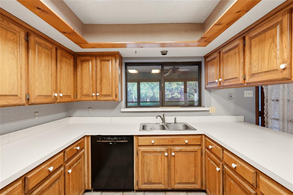 840 Meadowview Lane Property Photo 9