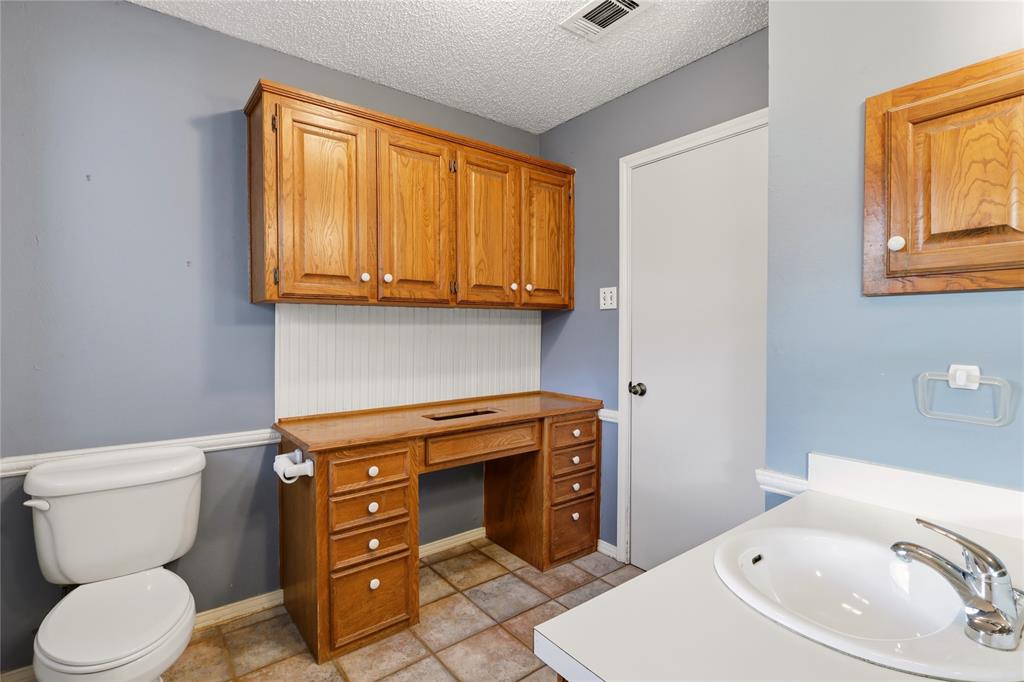 840 Meadowview Lane Property Photo 16