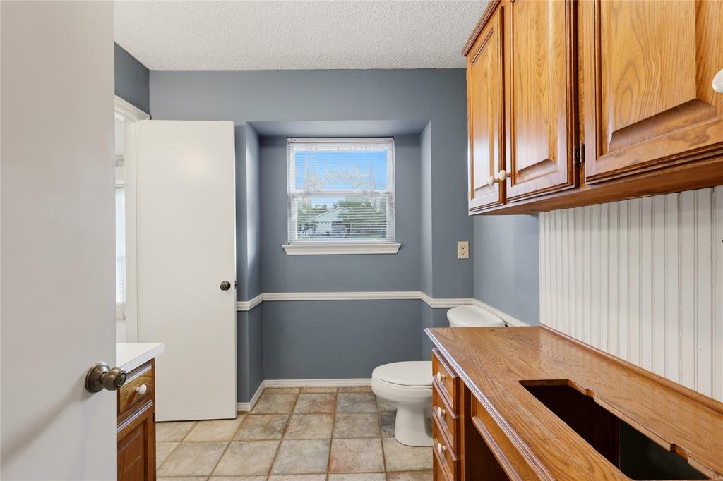 840 Meadowview Lane Property Photo 17