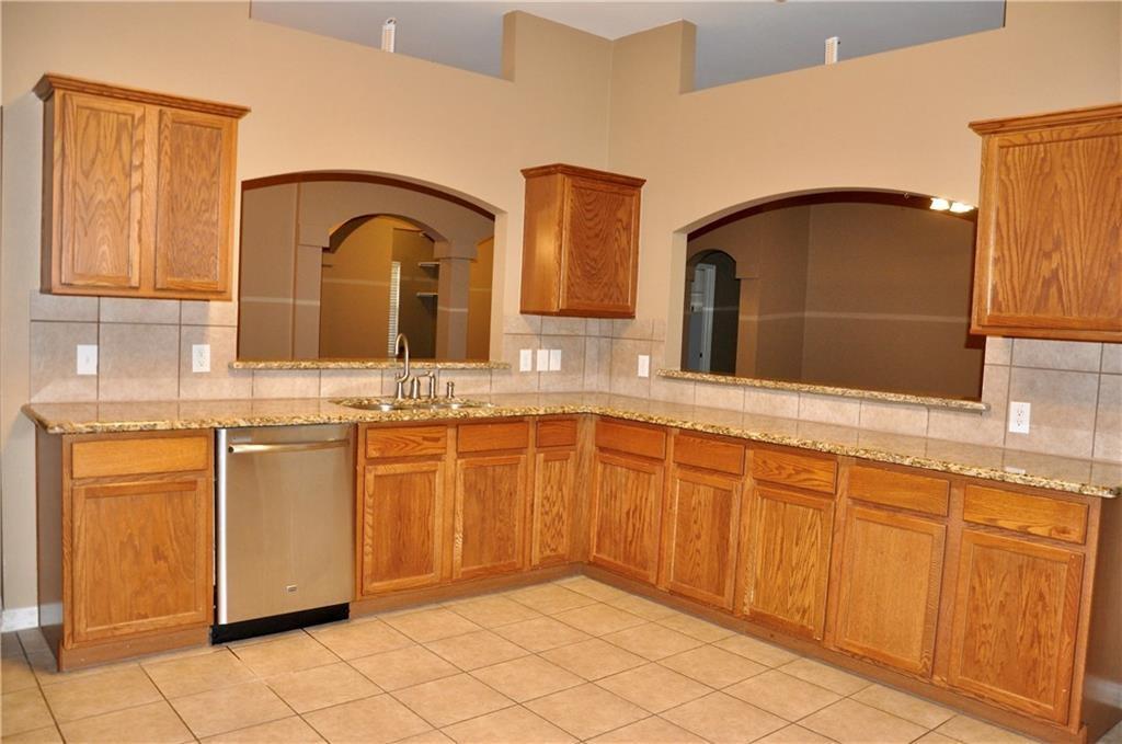 1518 Snow Trail Property Photo 9