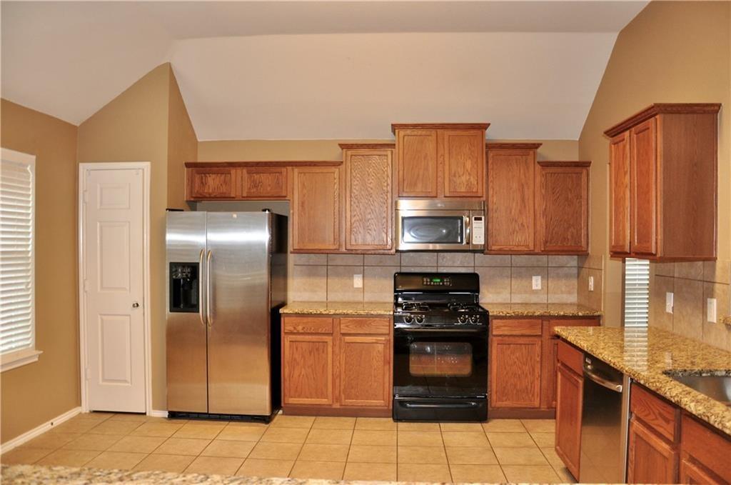 1518 Snow Trail Property Photo 10