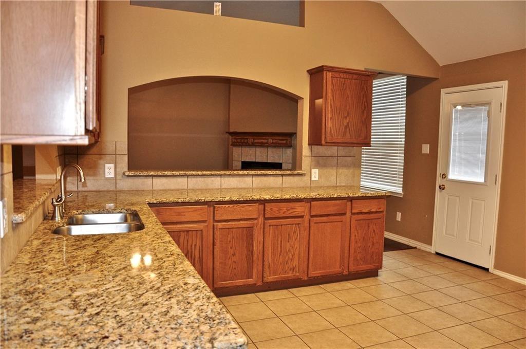 1518 Snow Trail Property Photo 11
