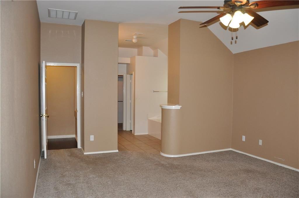 1518 Snow Trail Property Photo 12