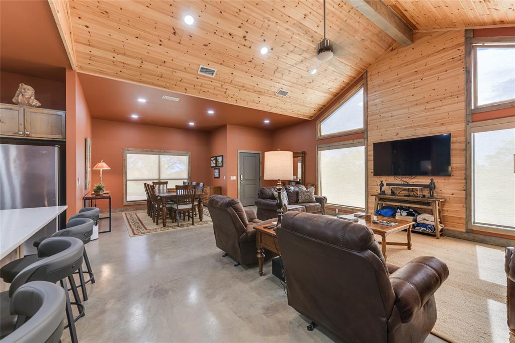 9877 Fm 209 Property Photo 12