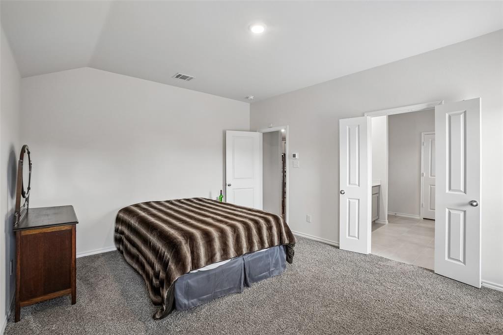 1128 Norias Drive Property Photo 13