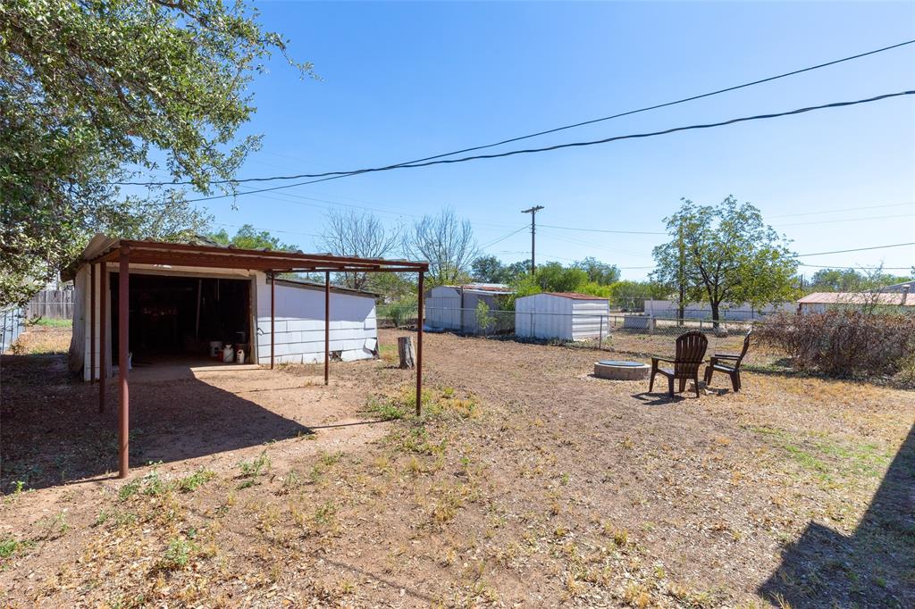 221 Nw Avenue J Property Photo 26