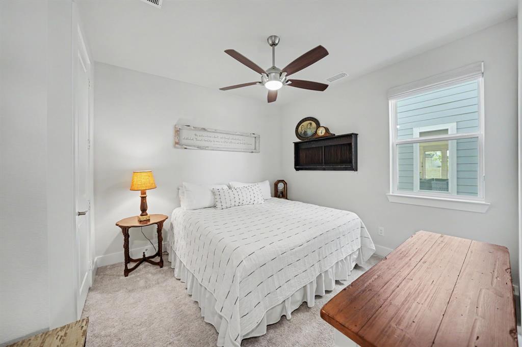 3104 Lenten Rose Lane Property Photo 11
