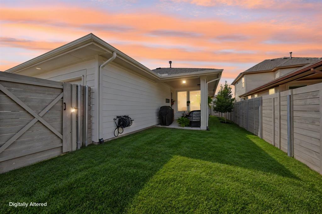 3104 Lenten Rose Lane Property Photo 18