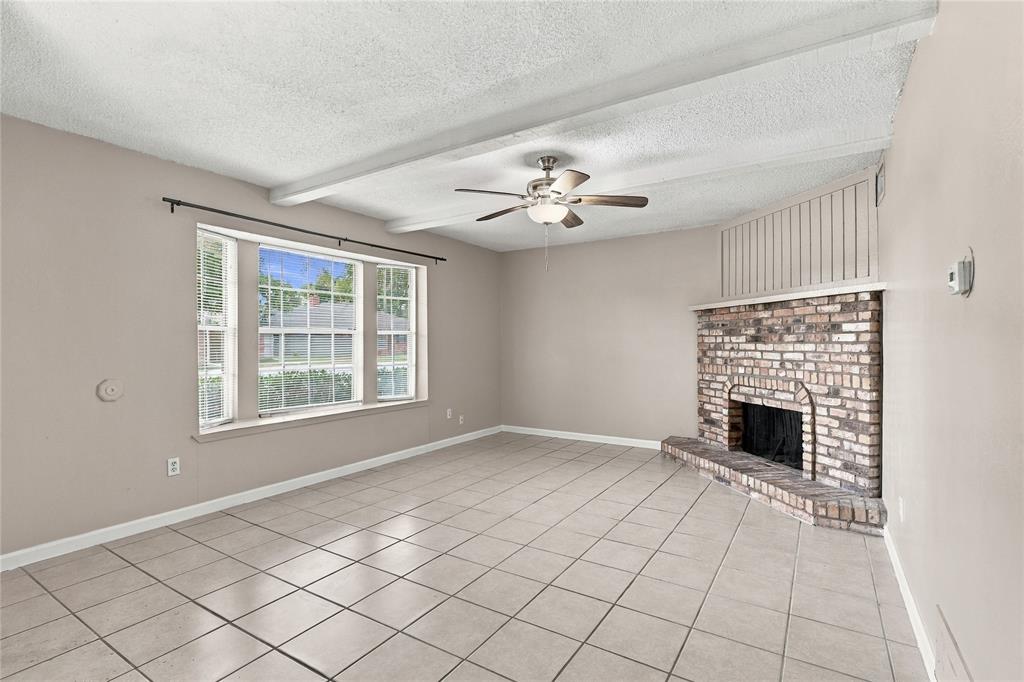 2808 S Fielder Road Property Photo 3