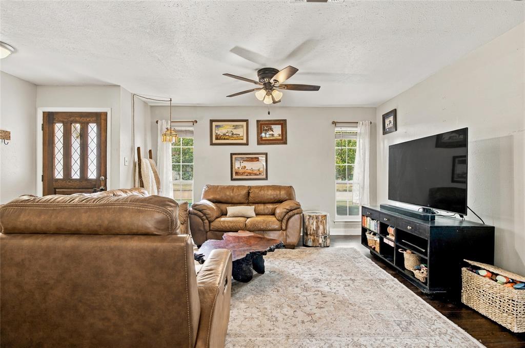 1117 Cozby Street Property Photo 1