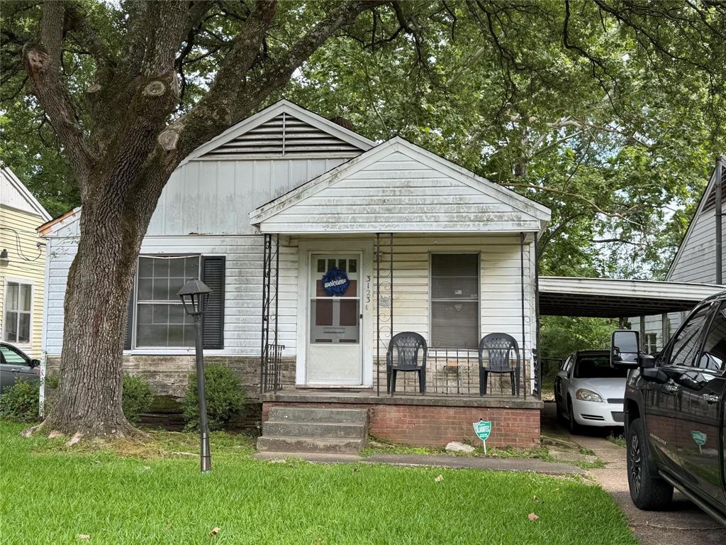 3123 Desoto Street Property Photo 1