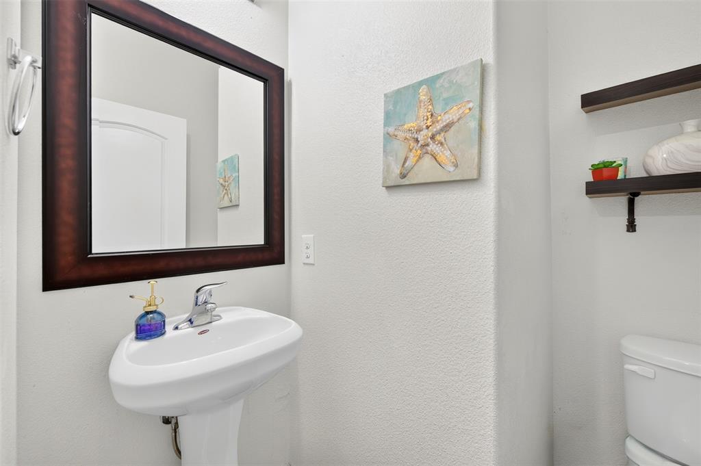 9607 Windridge Way Property Photo 11