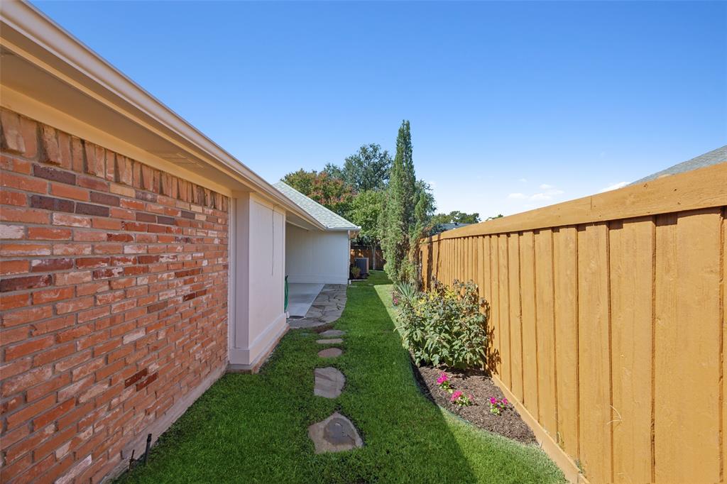 16353 Lauder Lane Property Photo 26