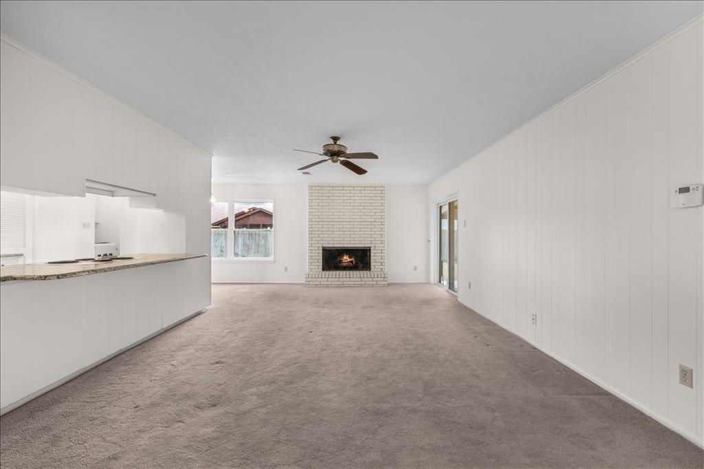 8933 Kincaid Drive Property Photo 6