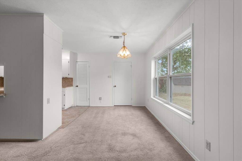 8933 Kincaid Drive Property Photo 13