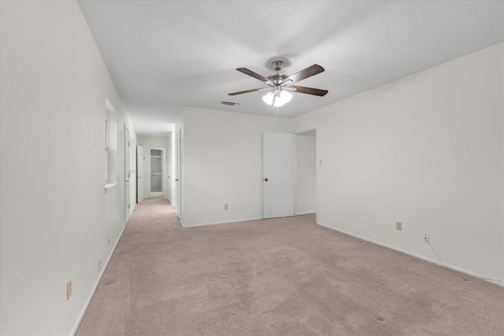 8933 Kincaid Drive Property Photo 14