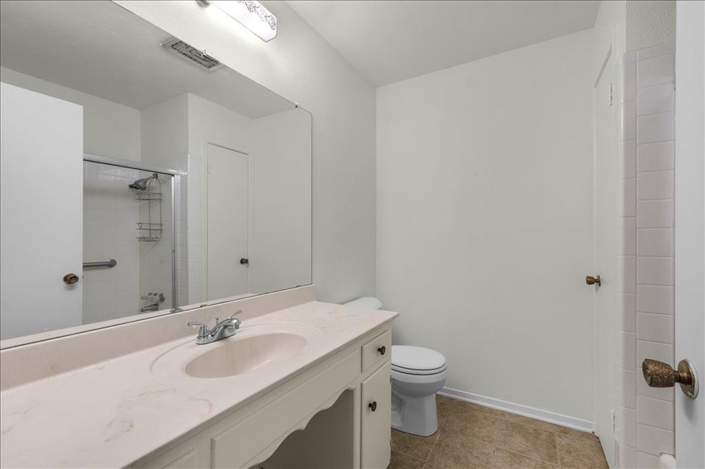 8933 Kincaid Drive Property Photo 20