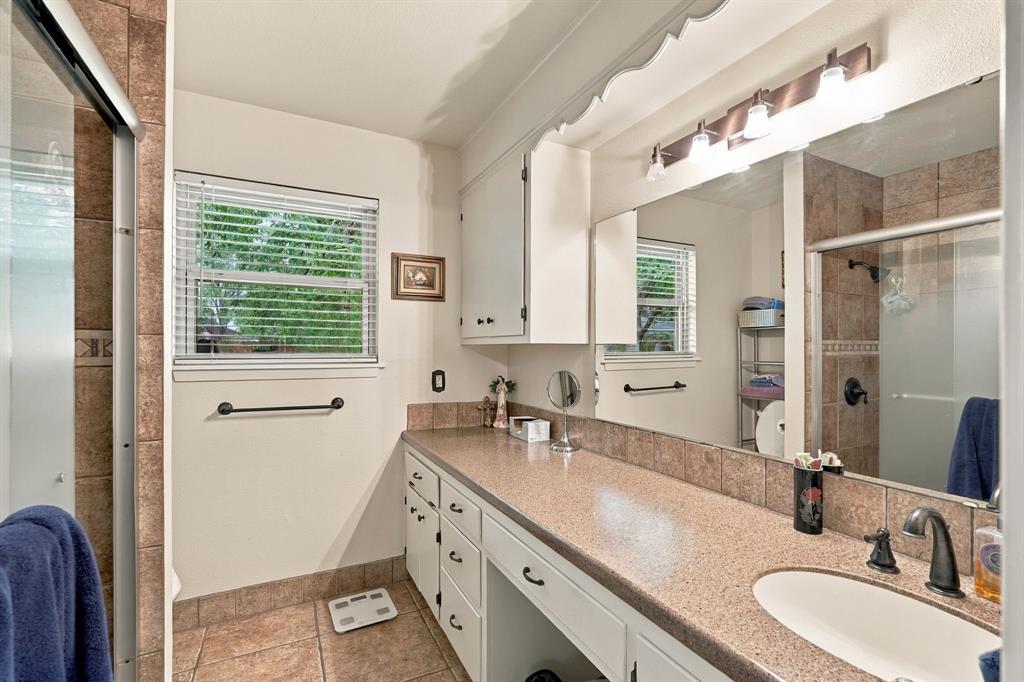 4333 Caprock Road Property Photo 16