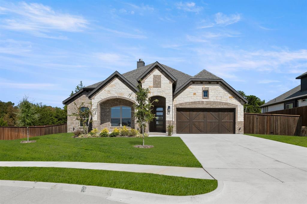 5205 Rutherford Drive Property Photo 1