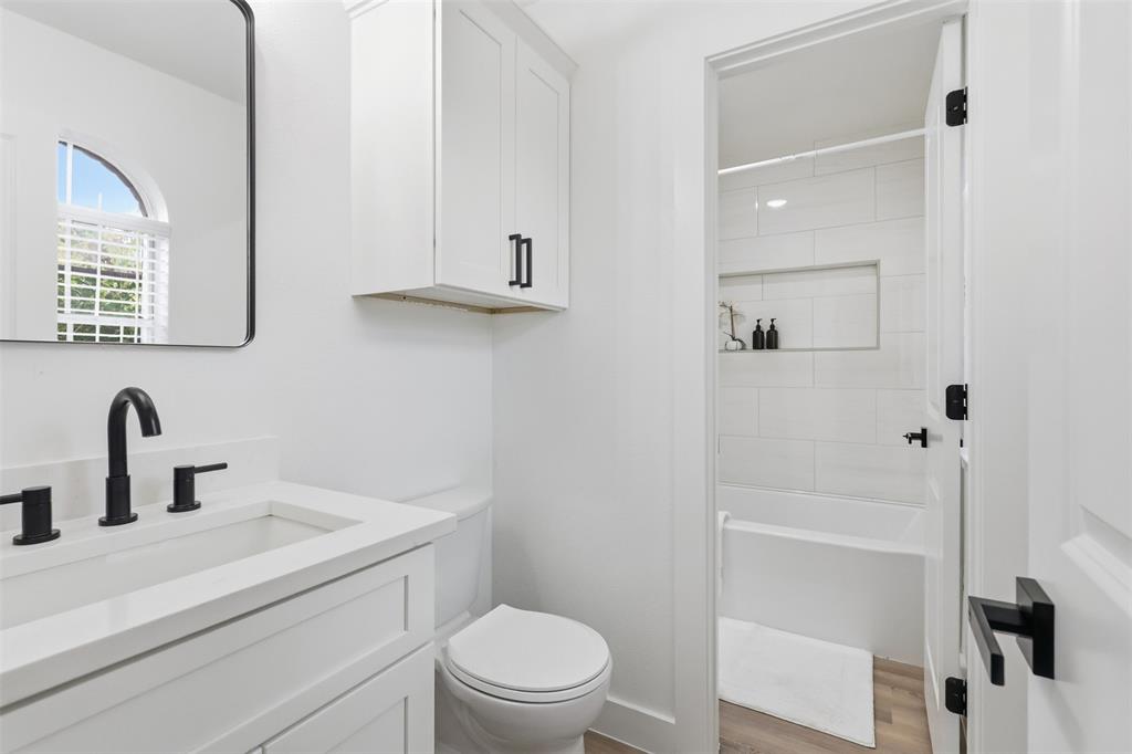 3205 Fargo Court Property Photo 14