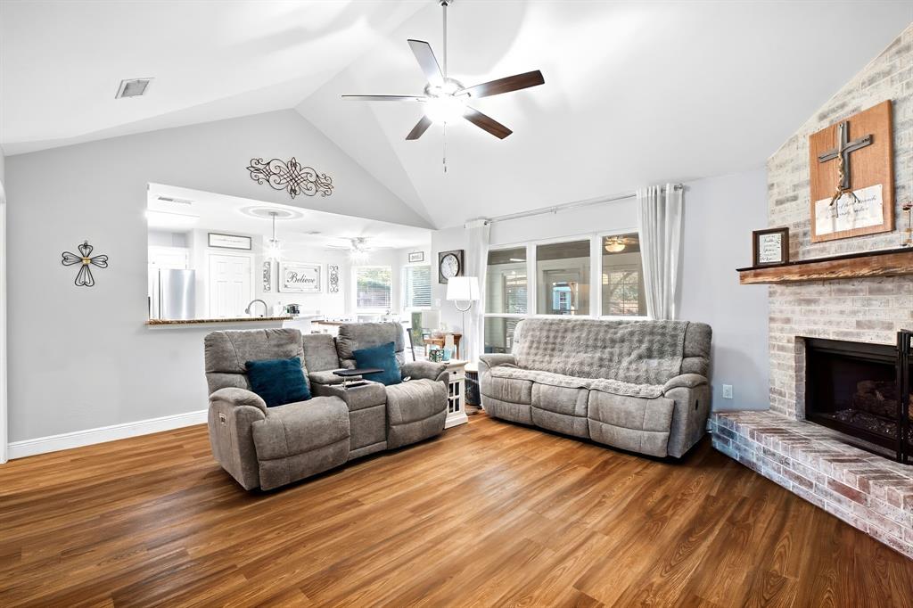 506 Amy Jo Circle Property Photo 3