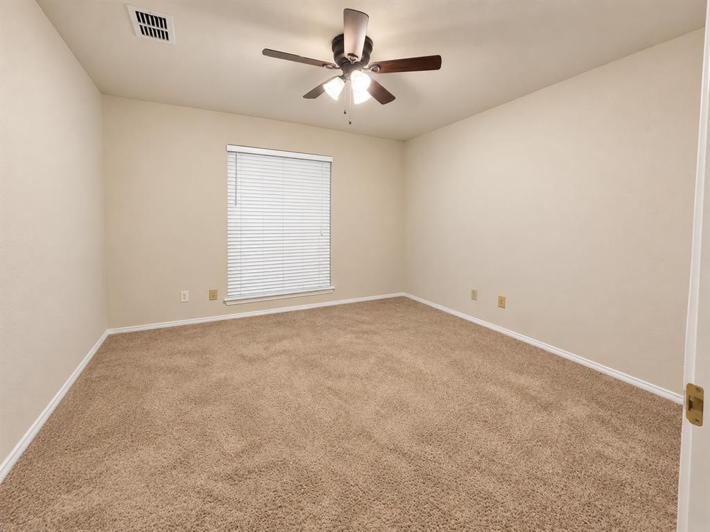 628 Raintree Circle Property Photo 17