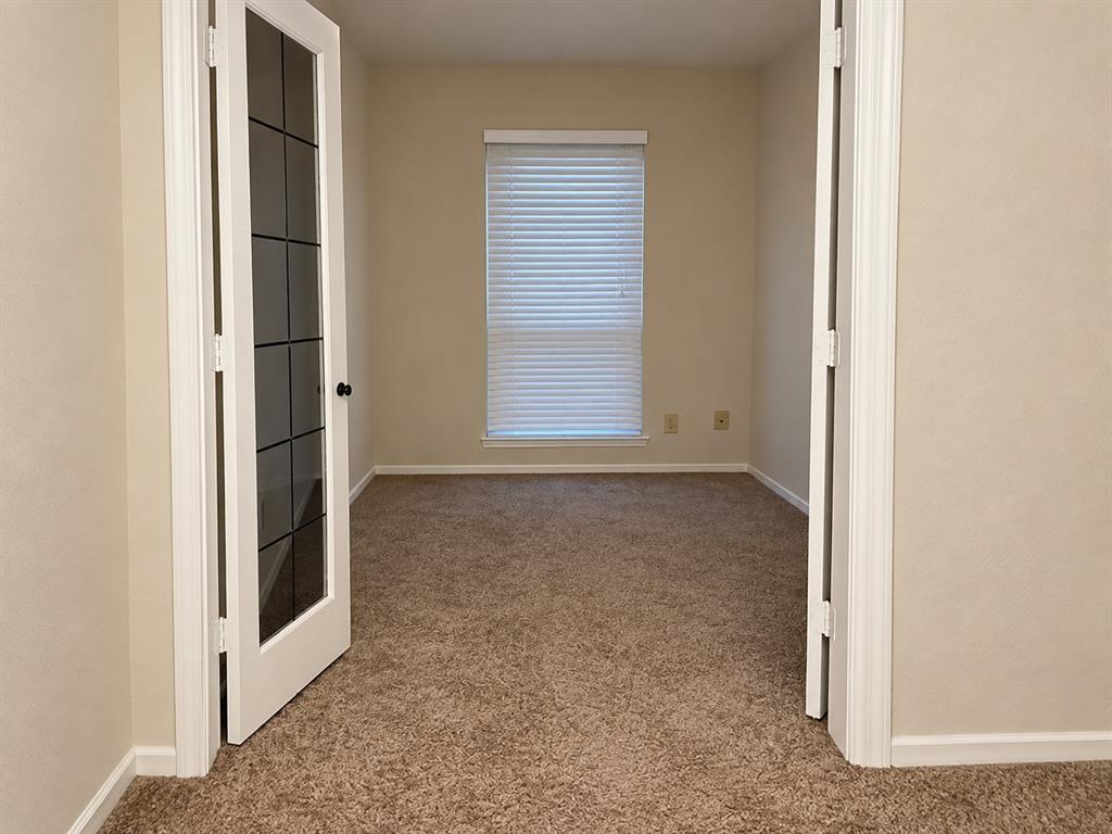 628 Raintree Circle Property Photo 27