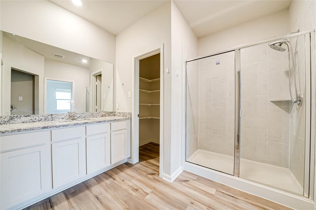 2112 Penaflor Drive Property Photo 10