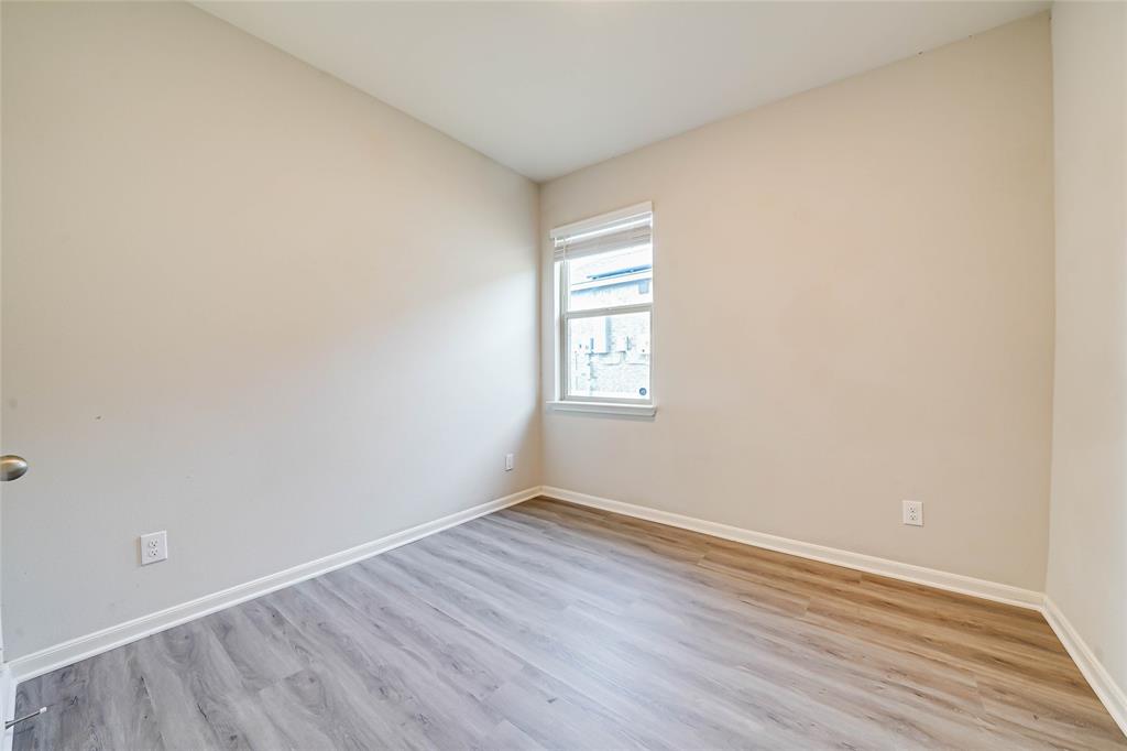 2112 Penaflor Drive Property Photo 14