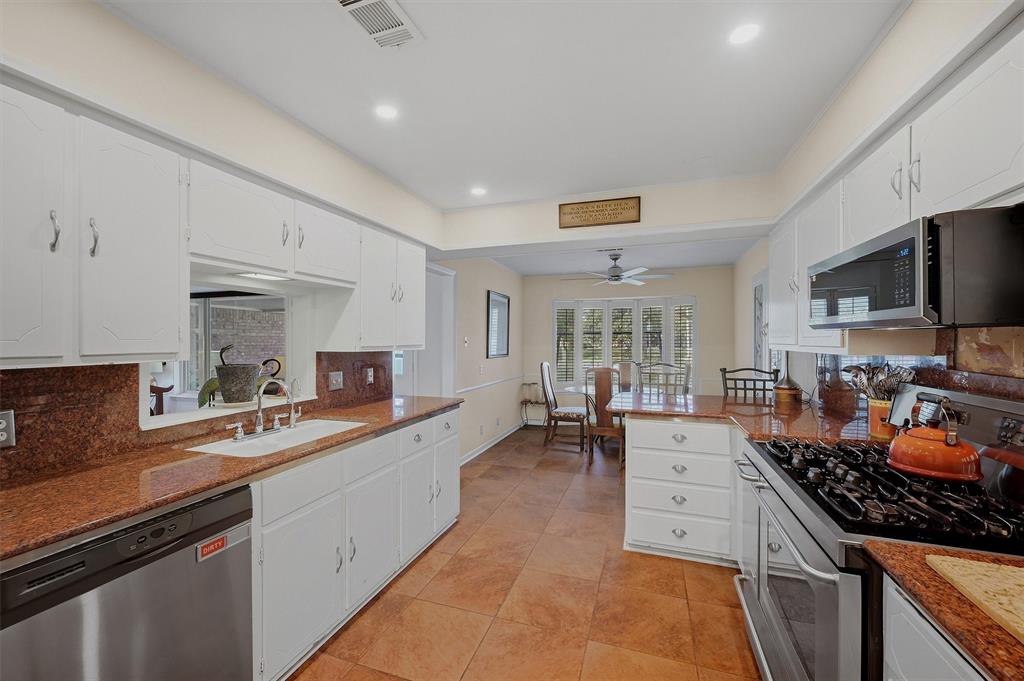 1609 Lakewood Drive Property Photo 14