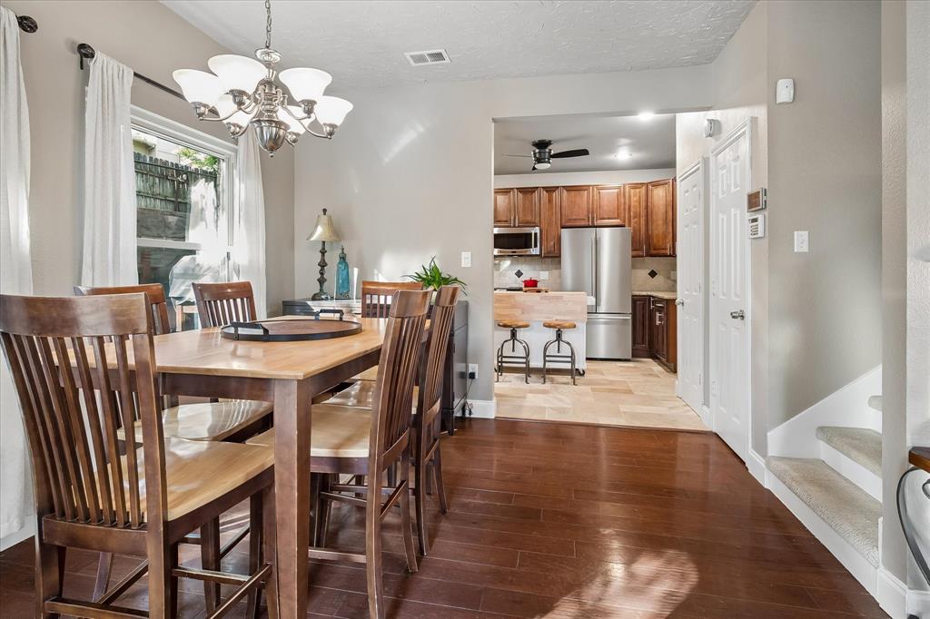 1502 Bennington Court Property Photo 8