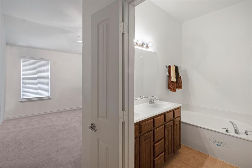 2127 Colby Lane Property Photo 21