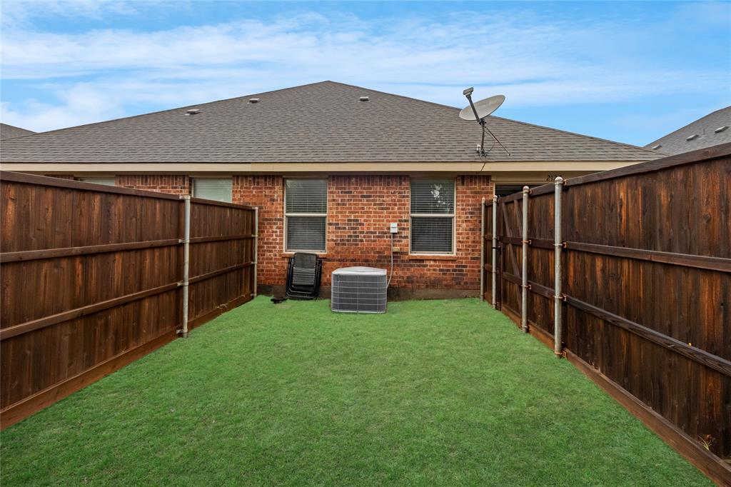 2127 Colby Lane Property Photo 25