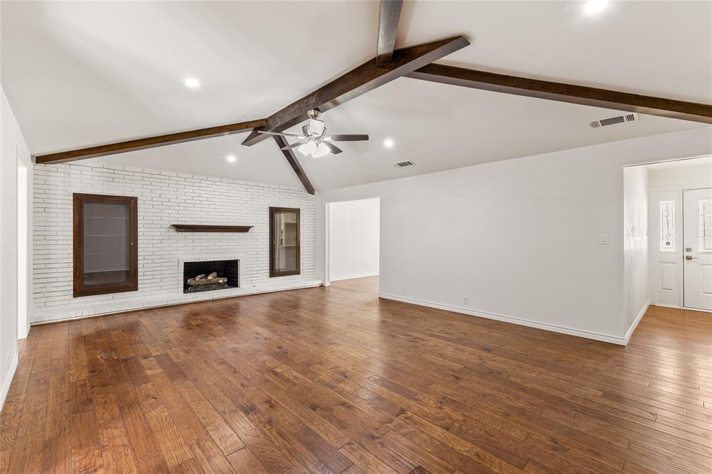 610 Flamingo Way Property Photo 4