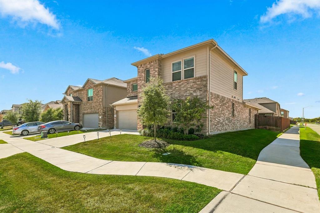 15545 Canford Terrace Property Photo 2