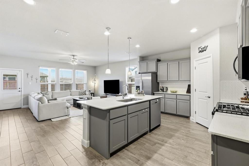 15545 Canford Terrace Property Photo 8