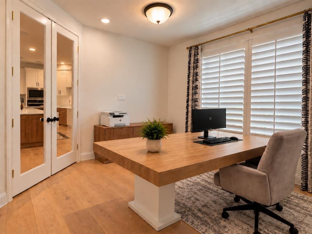 15511 Crape Myrtle Road Property Photo 8