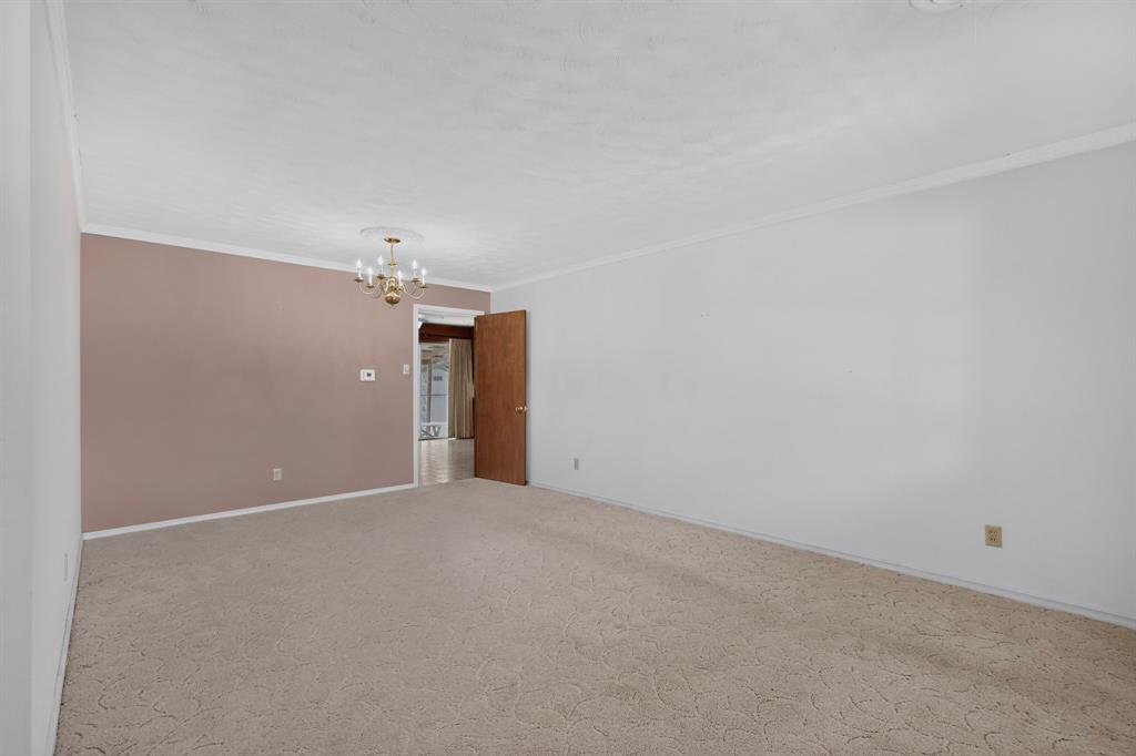 3719 Rock Bluff Drive Property Photo 10