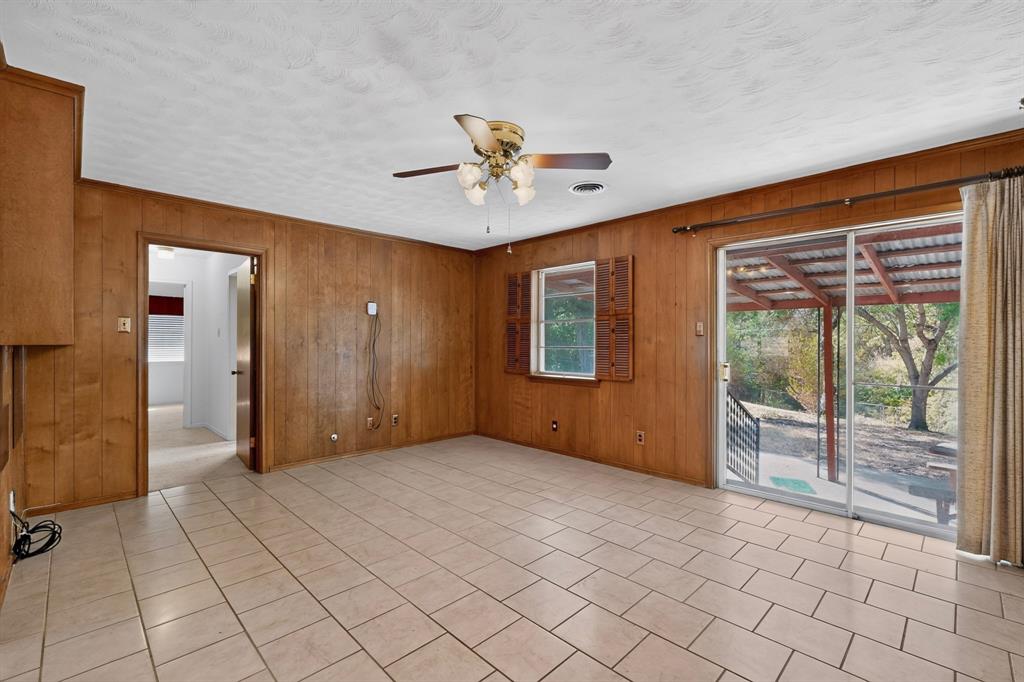 3719 Rock Bluff Drive Property Photo 12