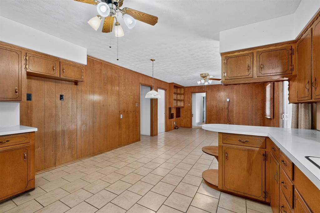 3719 Rock Bluff Drive Property Photo 16