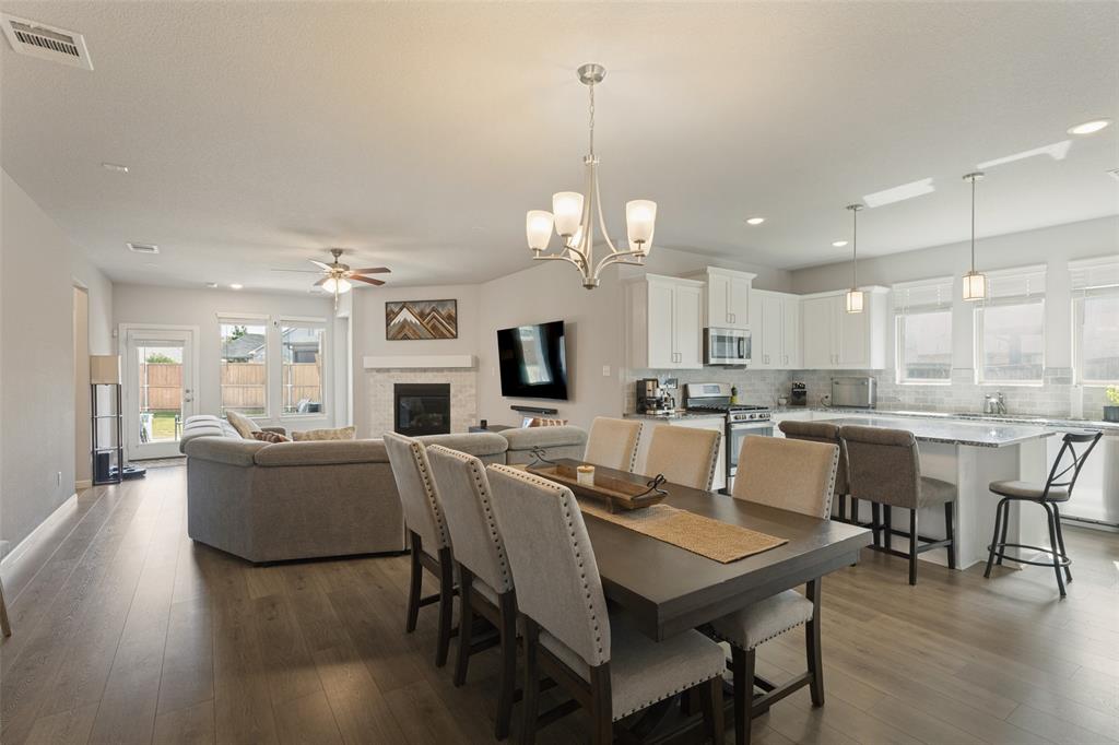 10928 Phelps Way Property Photo 1