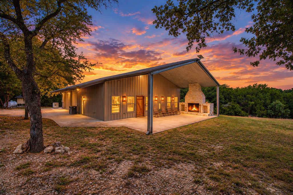 400 Hali Brooke Drive Property Photo 1