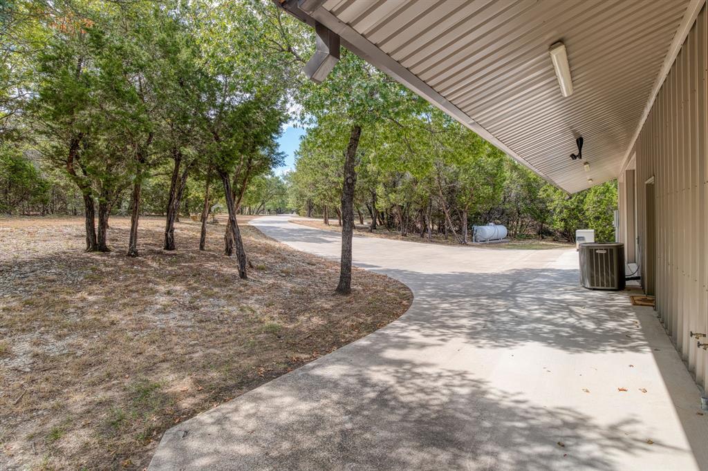 400 Hali Brooke Drive Property Photo 19