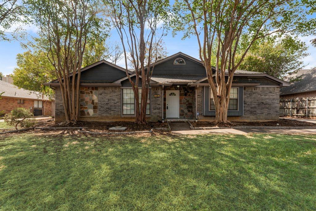 5608 Oak Brook Road Property Photo 1