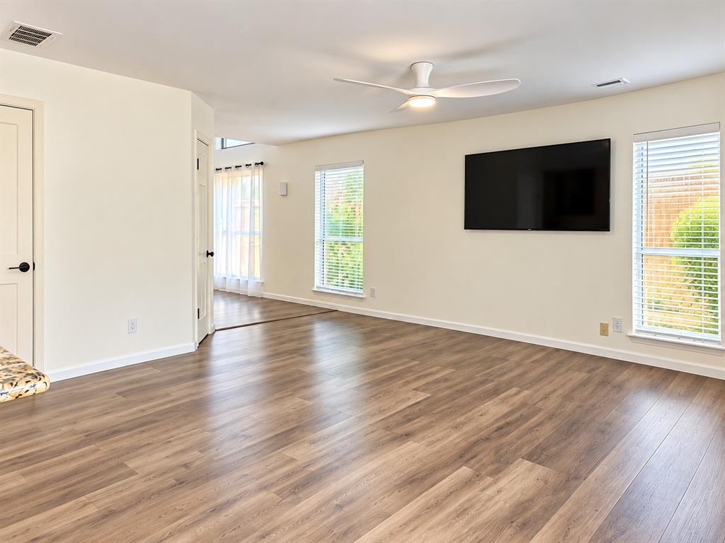 1318 Jasmine Drive Property Photo 6