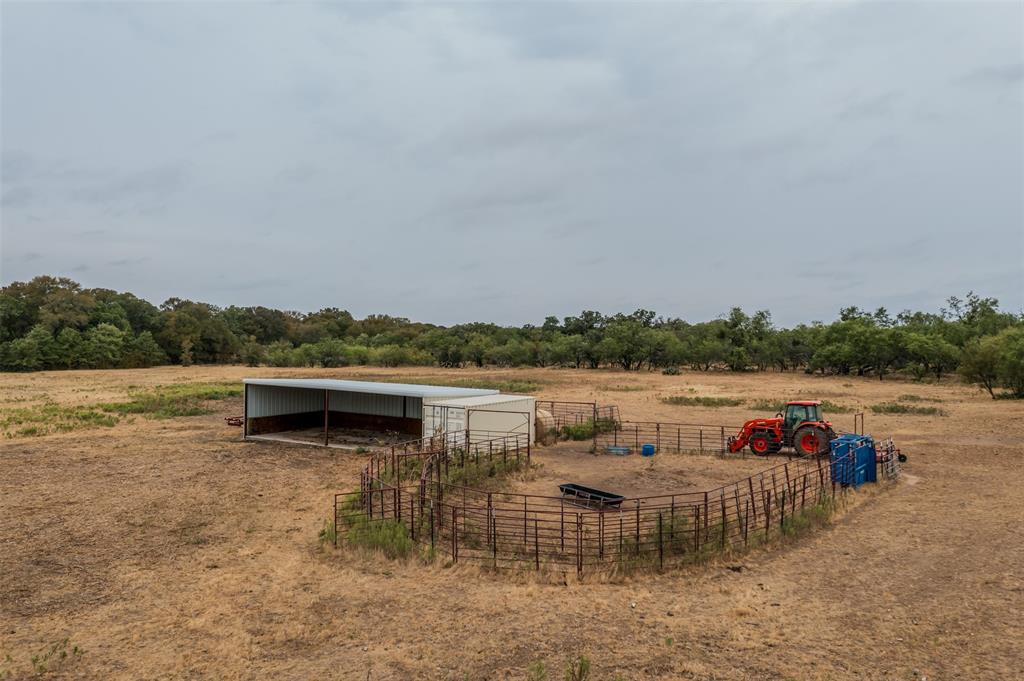 2531 Fm 2075 Property Photo 9